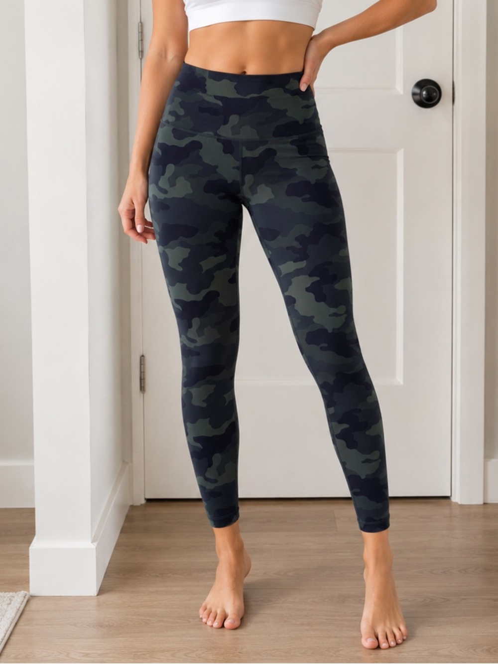 Old Navy PowerSoft High Rise Camo Leggings XS Green Black Go-Dry Athletic Yoga